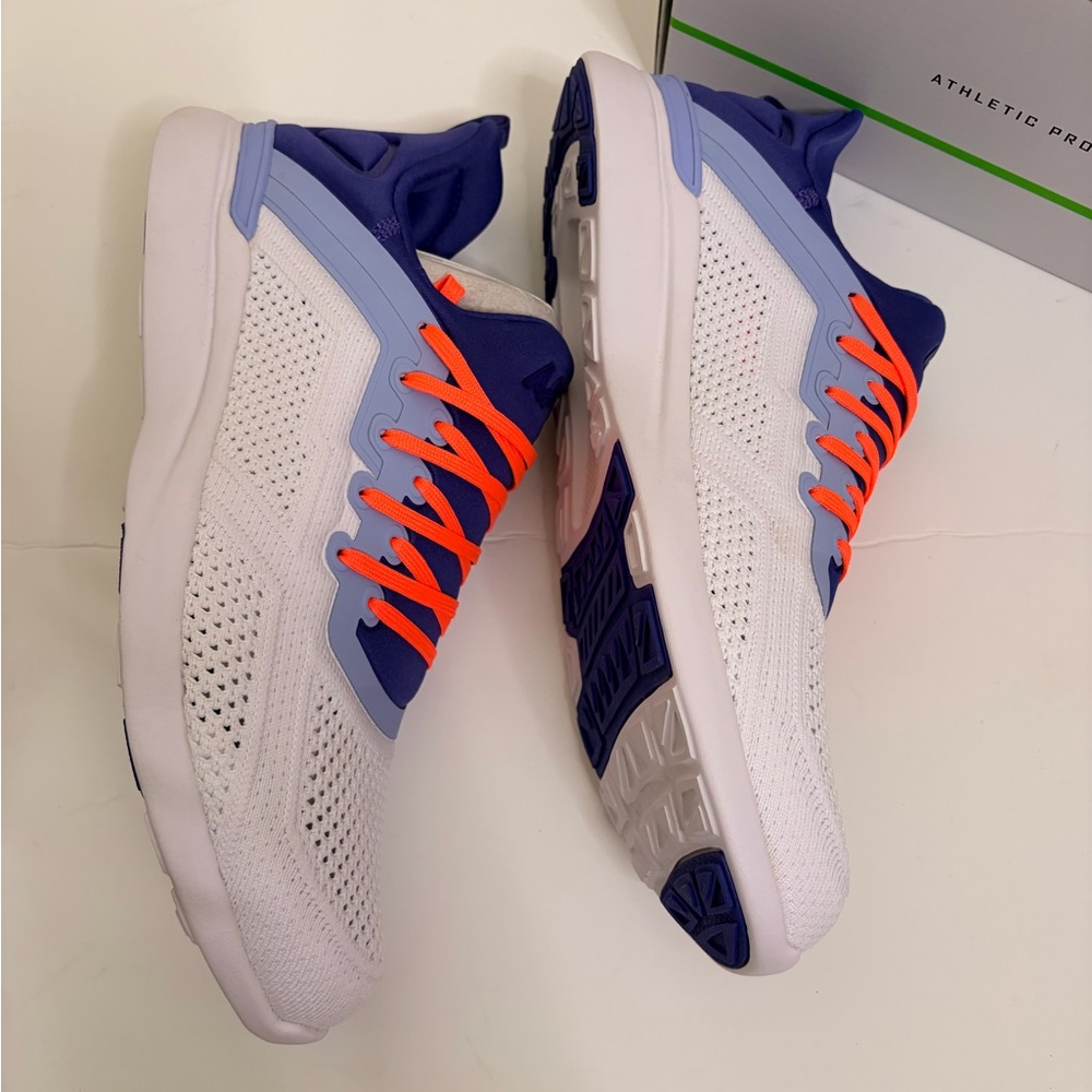NWT 🔥 APL 🔥 UNISEX TECHLOOM TRACER SNEAKERS - MEN’S 12 or WOMEN’S 13.5 - Picture 8 of 8
